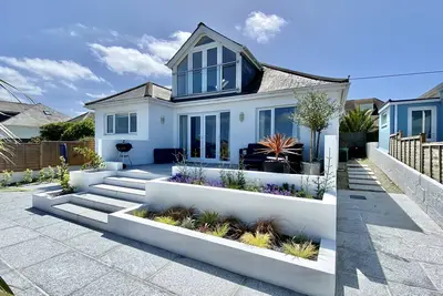 Image de Trevillian, Padstow - pet friendly and parking with Camel Estuary views