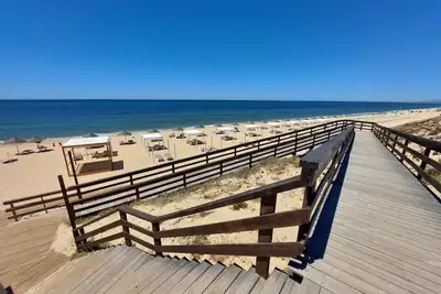 Image de V46 - By Shirley Dunne - 3 Bedroom Towhouse In Quinta Das Salinas