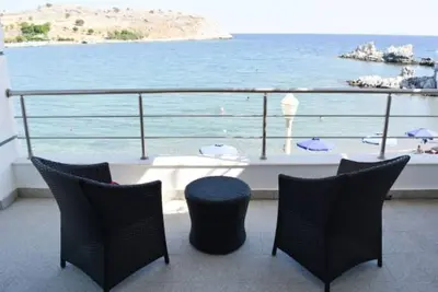 Image de Majestic Blue Beachfront Villa