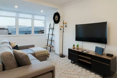 Image de Stylish Apartment W/ River View by LovelyStay