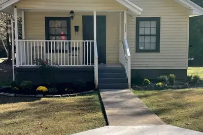 Image de Frank Howard 111’s Farmhouse