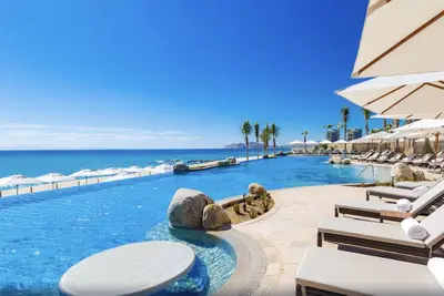 Luxury Beach Villa in Cabo!