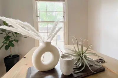 Image de Modern C St Home Fully Equipped for Work & Play