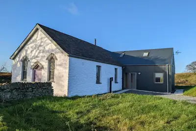 Image de Ysgoldy Brynwyre, pet friendly, with open fire in Llanrhystud