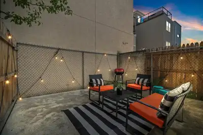 Image de Big 3br Near *Art Museum*- Family Game Room+ Patio