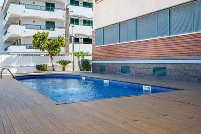 Image de At003 Monsant: Planta baja con piscina cerca de la playa