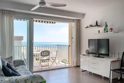 At020 Torremar I: Apartamento acogedor y con preciosas vistas a la playa