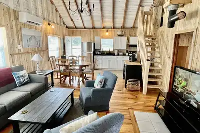 Image de Beautiful Waterview Cottage in Shediac Bridge