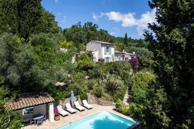 Image de Stunning hilltop villa with private pool.