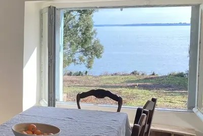 Image de Exceptional site with wide open spaces and family sea access