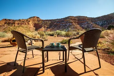 Image de New! Breathtaking views with community amenities