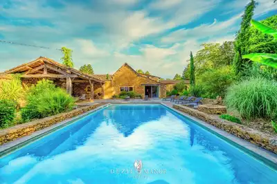 Image de Dezie Manor Grange and Gardens near Sarlat la Caneda