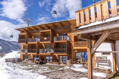 Image de Appartement \"Le Table B\" avec vue sur les montagnes, jardin & Wi-Fi