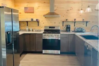 Image de Peaceful Waterfront Home located on Mattanawcook Pond, Lincoln Maine