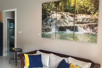 Image de Family friendly house in a gated community 15 miles from Ocho Rios