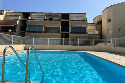 Image de Appartement climatisé, dans résidence avec piscine