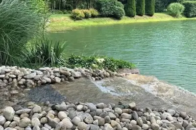 Image de 1 Bedroom with loft on a quiet gated farm property