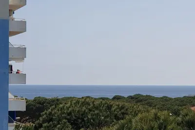 Image de Beach in 5 minutes walk, spacious apartment with a big balcony and swimming pool