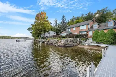 Image de Happy Hours on Lake Winnisquam
