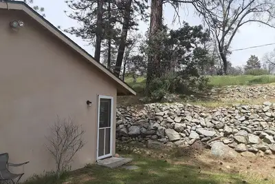 Image de Very private home 30 min from sequoia & kings canyon national parks.