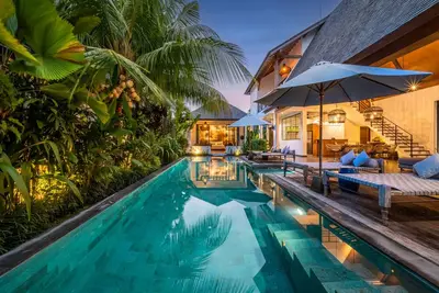 Image de 8br Group Getaway: Villa Complex in Pererenan