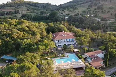 Image de Master Apartment in Residence by the sea set in typical Mediterranean vegetation