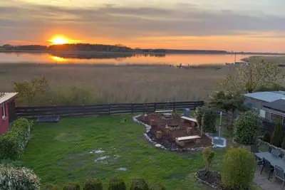 Image de 4*Villa-Idyllic Waterfront-Wintergarden-Kajaks-Sauna-Garden-Grill/Feuerplatz