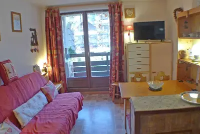 Image de Studio coquet au centre de Samoëns avec parking privatif, proche des commodités