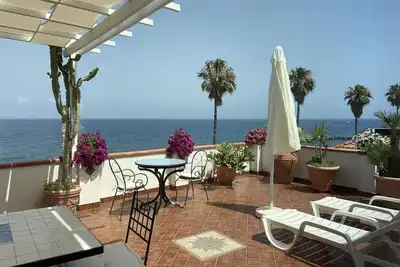 Image de terrazza al mare