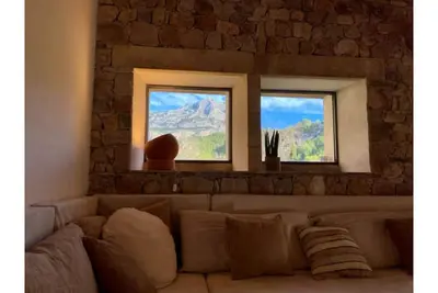 Image de Maison Ă Aix en pce au pied de la Sainte Victoire