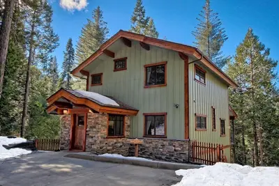 Image de Rare 2 King Bedrooms, Inside Yosemite Gates, No Stairs to Enter