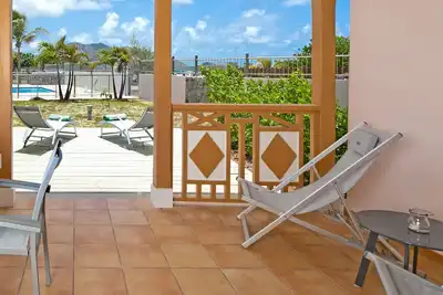 Salt 7 : piscine, accès direct Plage Orient Bay