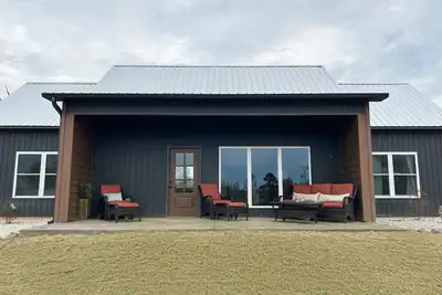 Image de New J&K's house #2 just mins from DeGray Lake!