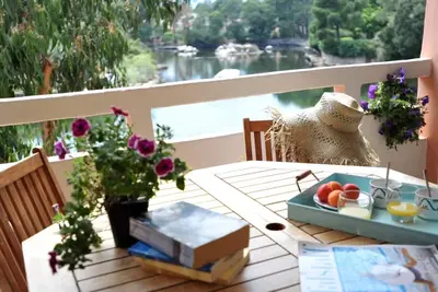 Image de Charmant appartement \"Les pieds dans l'eau\" N°7 à 70 m de la plage.