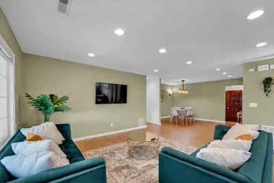 Image de Private Fremont Home with Yard - easy Bay Area commute