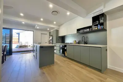 Image de Drummoyne- Drum1 Day Street - Approx. $1100-$1400 per/week Stunning 2 Bedroom Townhouse In The Heart of Drummoyne