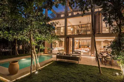 Image de Palm Villa - This 5br home in a gated residential community Playa del Carmen