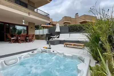 Image de Villa Bella Donna Lux IDÉALE Pour Les Familles A/C