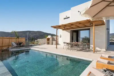 Massari Hills -  Monet Villa
