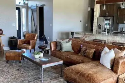 Image de Custom 3 bedroom ranch in beautiful hill country