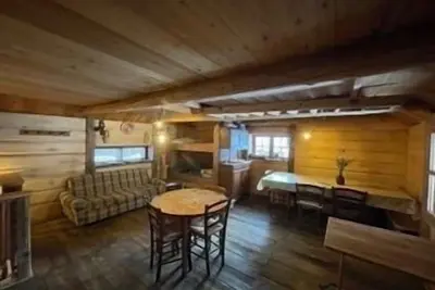 Image de Chalet Heidi à 2000 mt sur les pistes de ski du Mont Rose à Alagna Valsesia