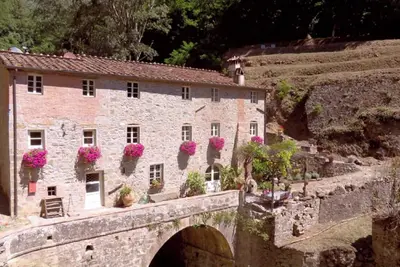 Image de il Mulino - Antique Flour & Olive Mill of the noble Torrigiani family near Lucca