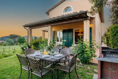 Image de 3 Bedrooms Farmhouse with Shared Pool in the Fattoria Sardi Wine Resort in Lucca