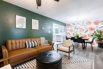 Image de Spacious 5 Bedroom Minutes from Downtown Atlanta!