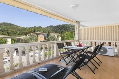 Image de Appartement de vacances \"S Olivera\" près de la plage avec terrasse privée et Wi-Fi