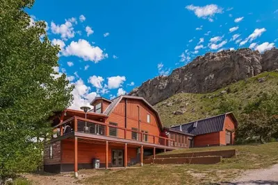 Image de Cabin With Room for Everyone