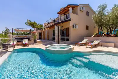 Image de Villa Lyra with Private Pool