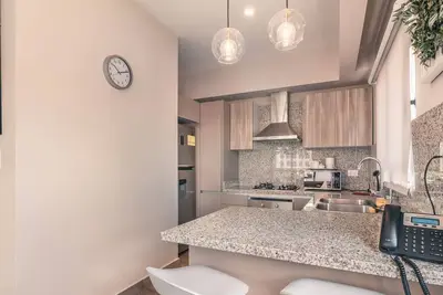 Image de Regatta Living Ii with Breakfast Included! - 502