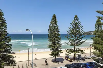 Image de Luxury Manly Beachfront Apartment 3bdrs/2 bathrooms