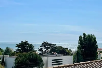 Image de Appart. moderne, terrasse, prêt de la plage, parking
